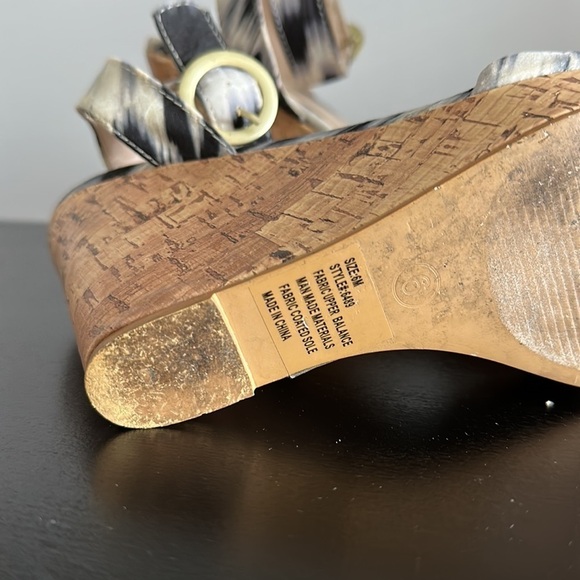 NY&Co Black and White Wedge Sandals Sz 6 - Picture 7 of 9